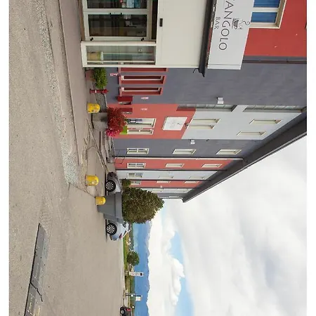 兰格鲁酒店
