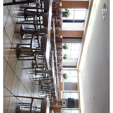 兰格鲁酒店 酒店 3*
